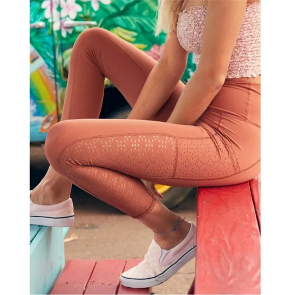 Aerie 7/8 Laser Cut Rust Leggings - Picture 1 of 15